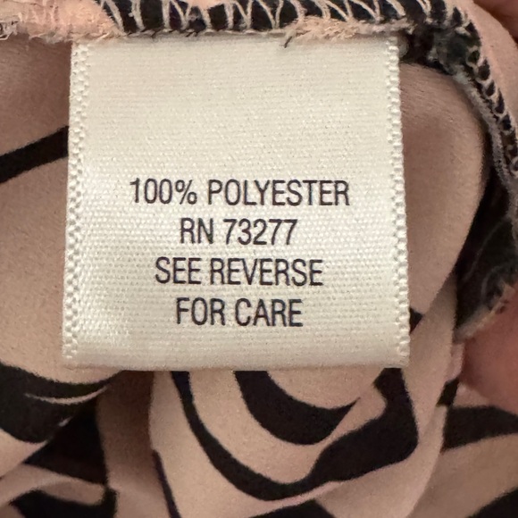 Dana Buchman Black and Pink Long Sleeve Tie Front‎ Blouse - Picture 7 of 9